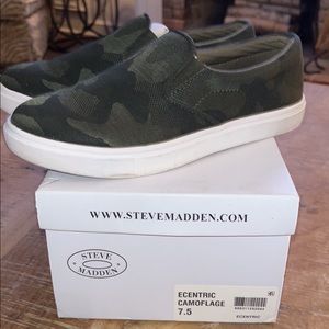 Steve Madden Green Camo Slip Ons